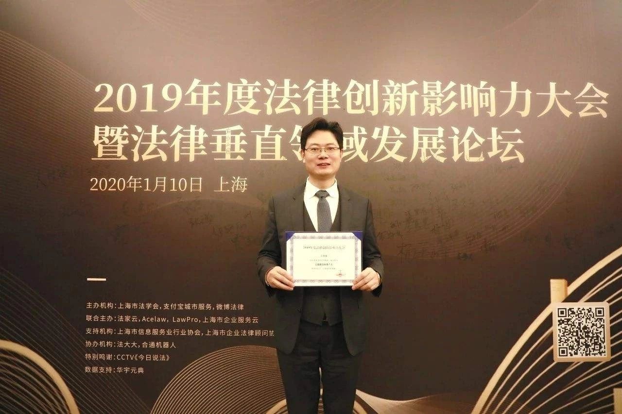 鎮(zhèn)組織各單位200多人聯(lián)合執(zhí)法交警都上，出事后沒人認(rèn)賬 